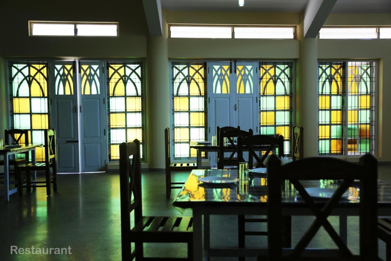 La Flora Beverly Hill Resort Madikeri Exterior foto